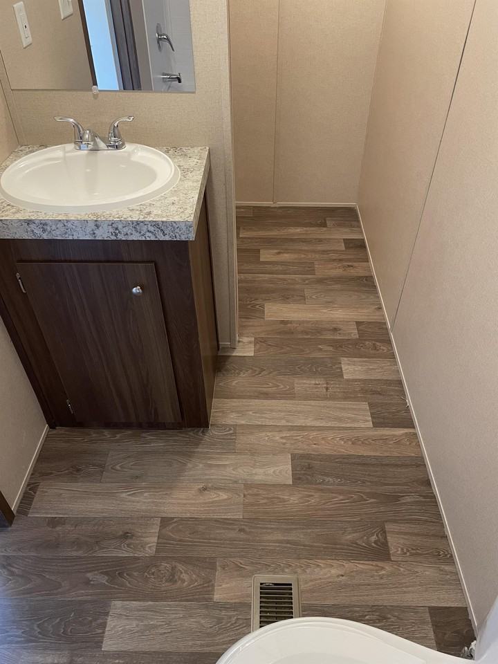 1209 Spruce Dr - Photo 3 of 19