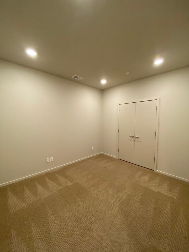 Highline 2 - Photo 6 of 50