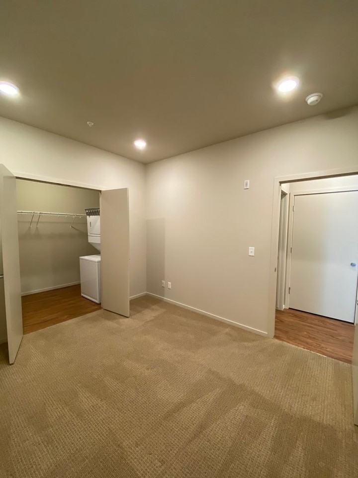 Highline 2 - Photo 7 of 50