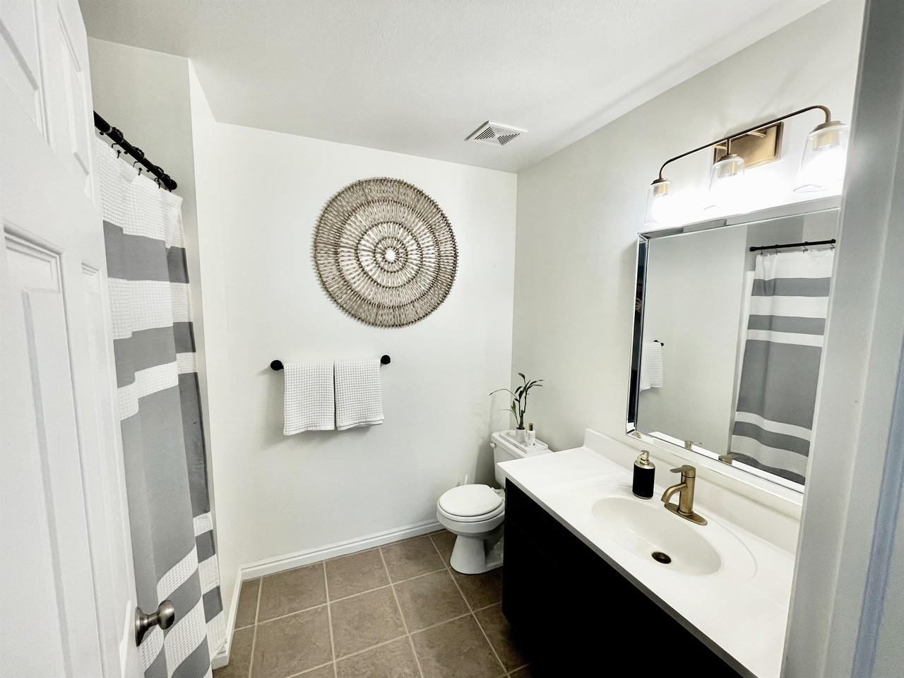 6157 Se - Photo 3 of 14