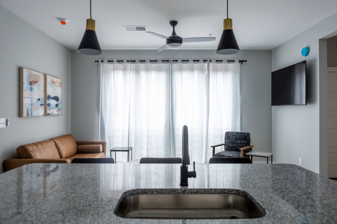 Tryon Flats – Modern Student Living Near NC State - Photo 7 of 33