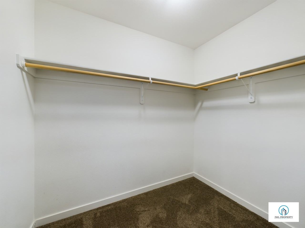 268 Cross Way #A - Photo 6 of 17