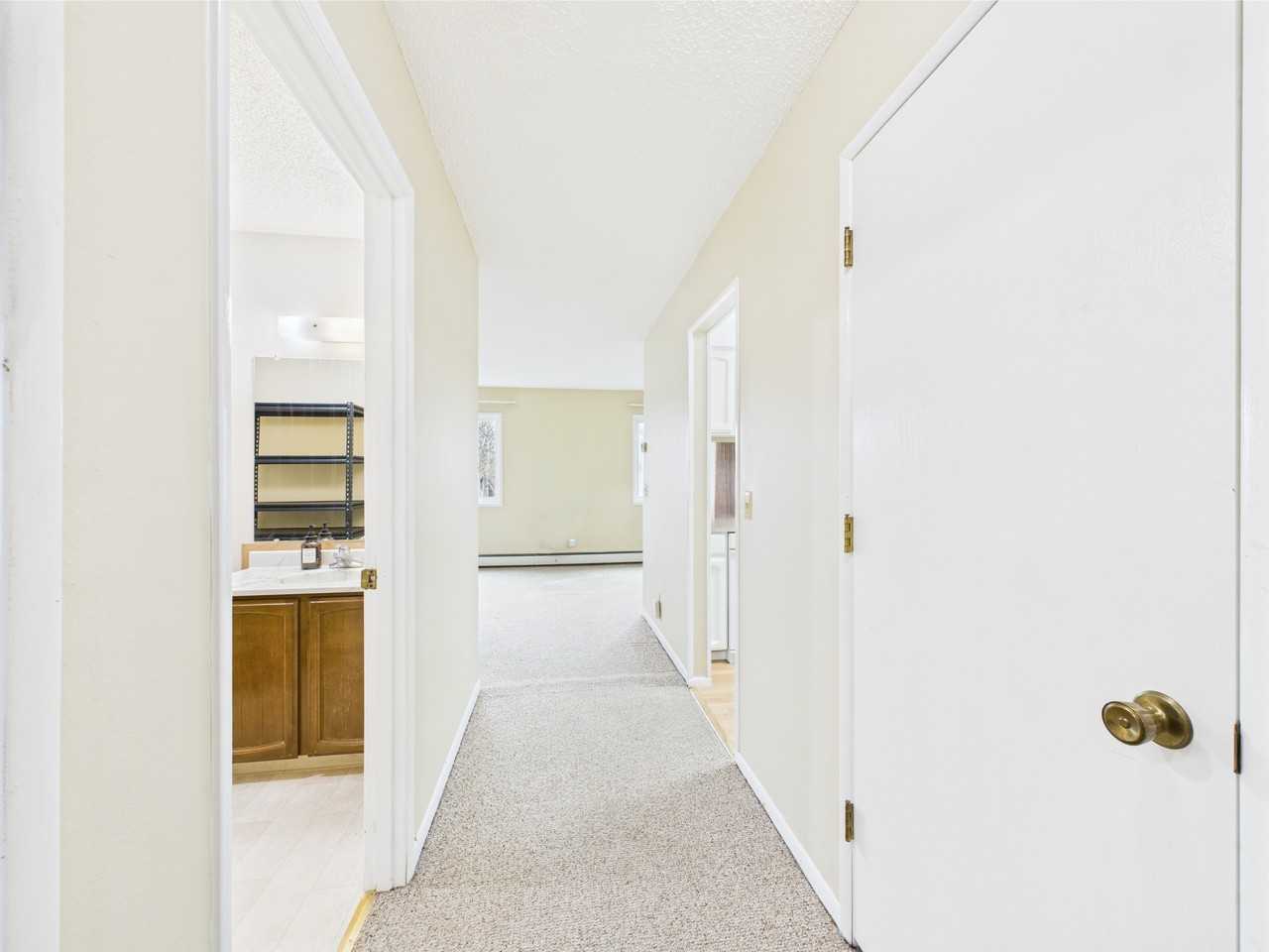 114 Hickory Dr #1 - Photo 7 of 20