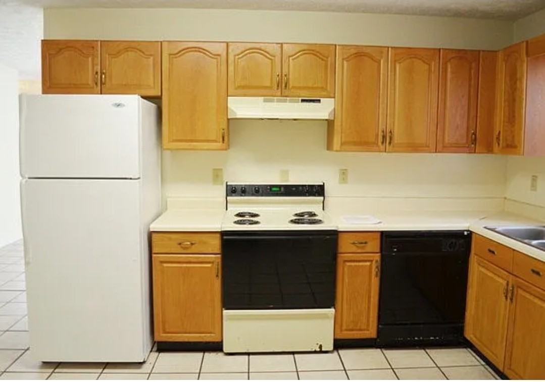 1829 Cedar Shoals Dr #B - Photo 2 of 12