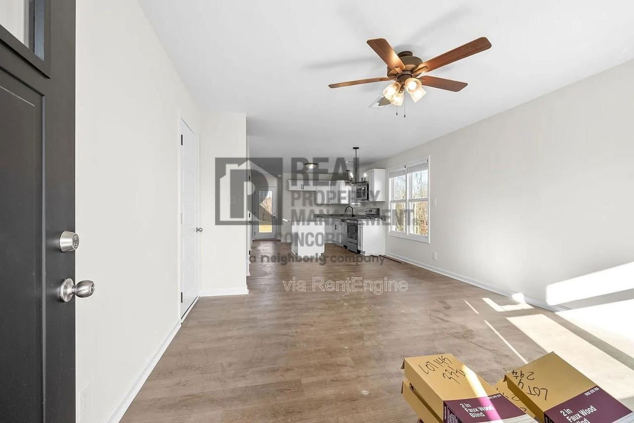 264 Quarry Overlook Way - Photo 3 of 25