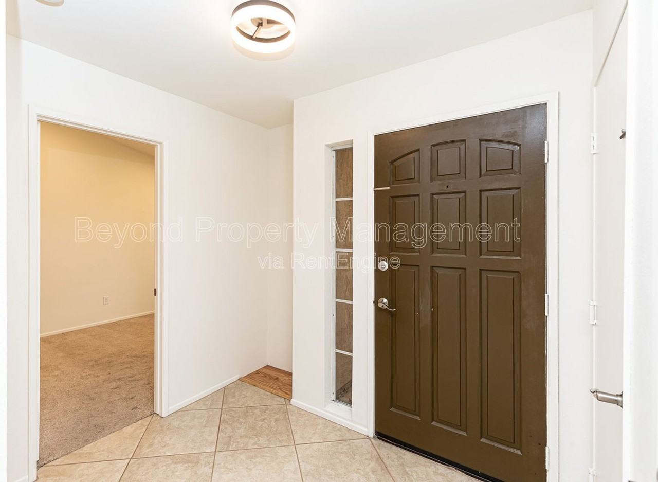 608 Maybritt Cir - Photo 3 of 20