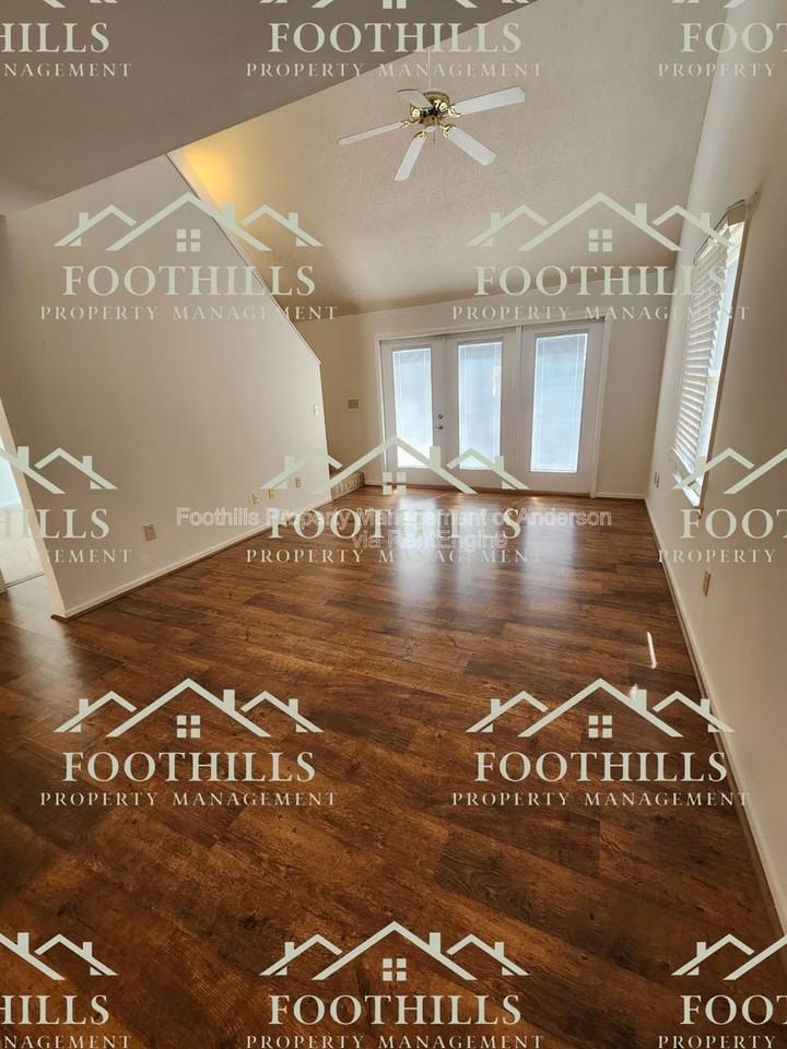 259 Windjammer Way - Photo 3 of 19