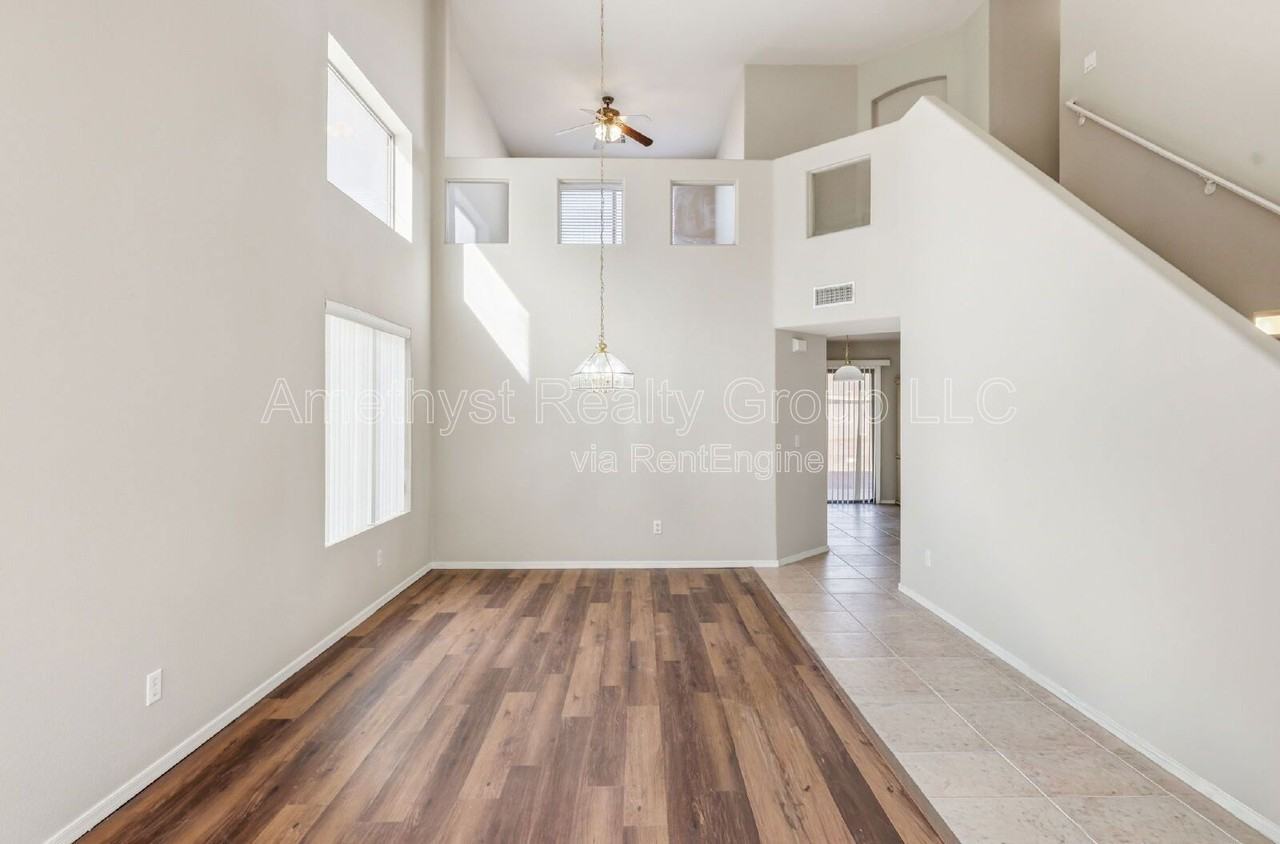 3722 N 105th Dr - Photo 5 of 31