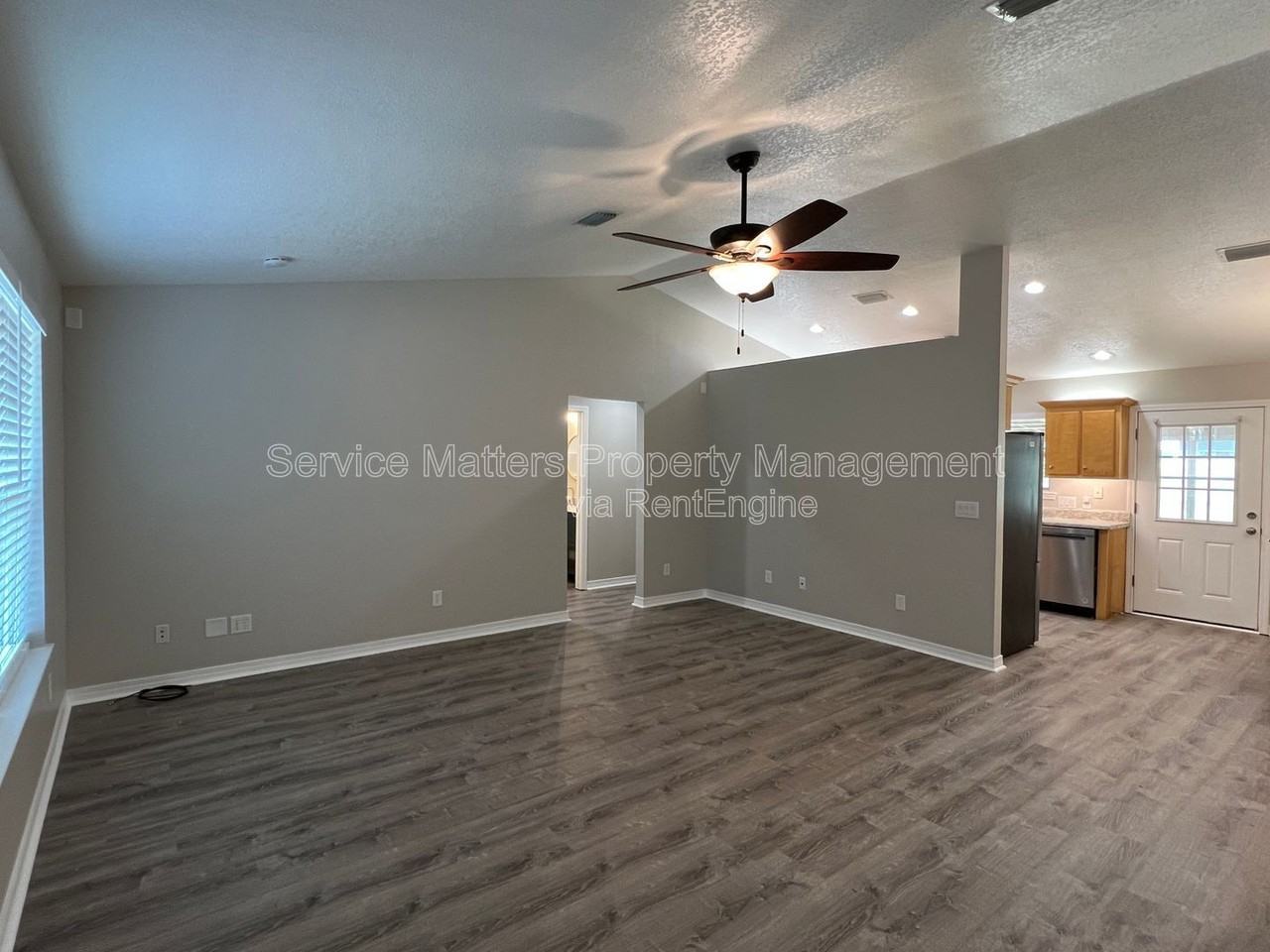 6545 Berryhill Rd - Photo 3 of 24