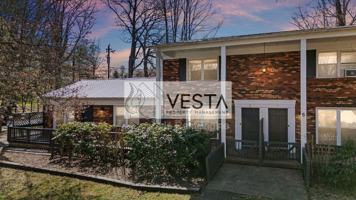 featured image of 6 Dogwood Ct #B