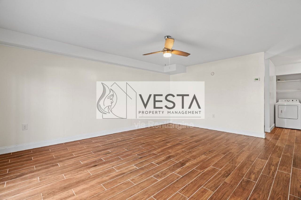 6 Dogwood Ct #B - Photo 4 of 22