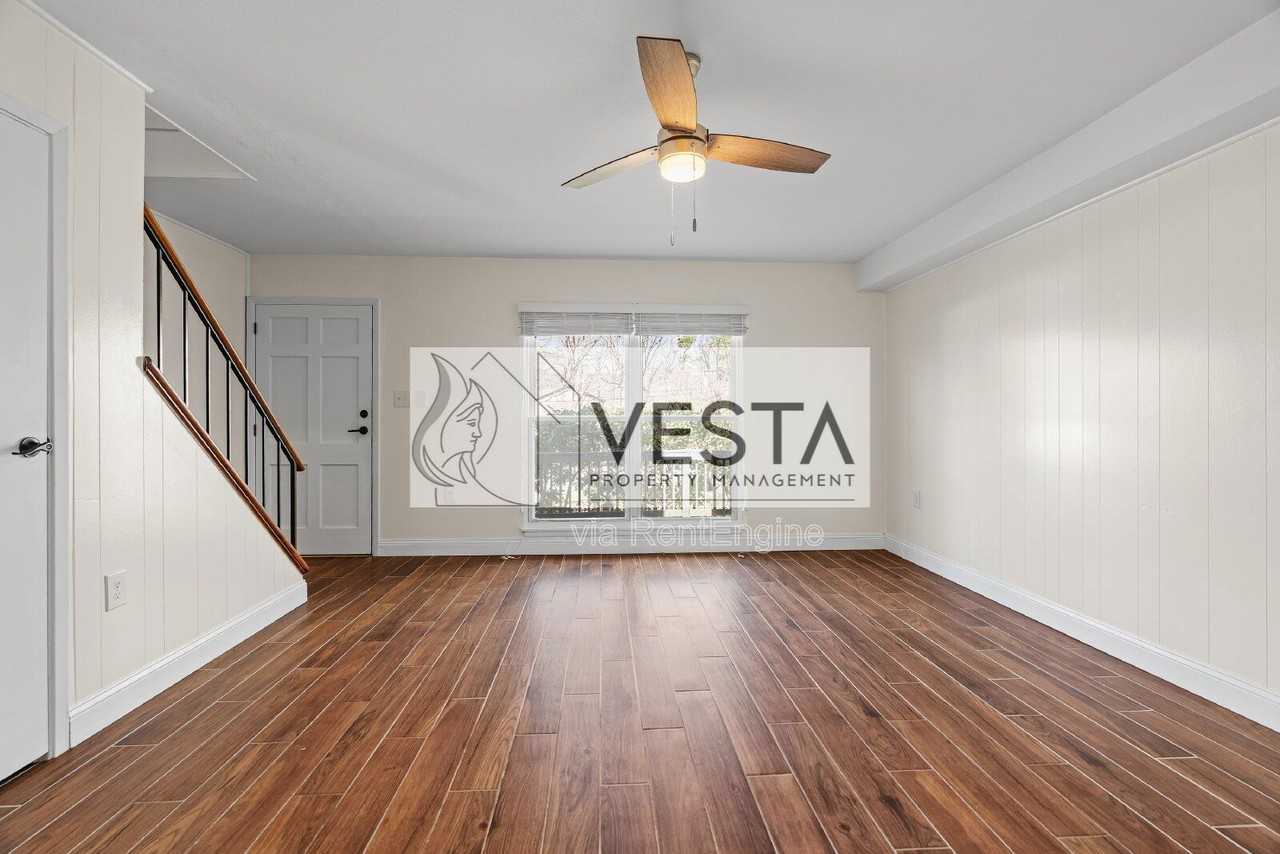 6 Dogwood Ct #B - Photo 7 of 22