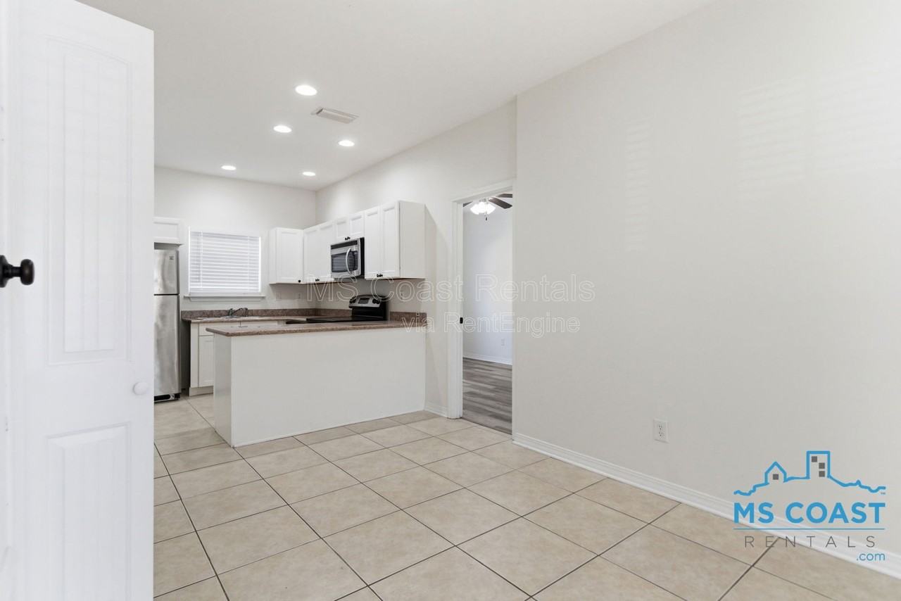 125 Earle Taylor Ln #1 - Photo 6 of 23