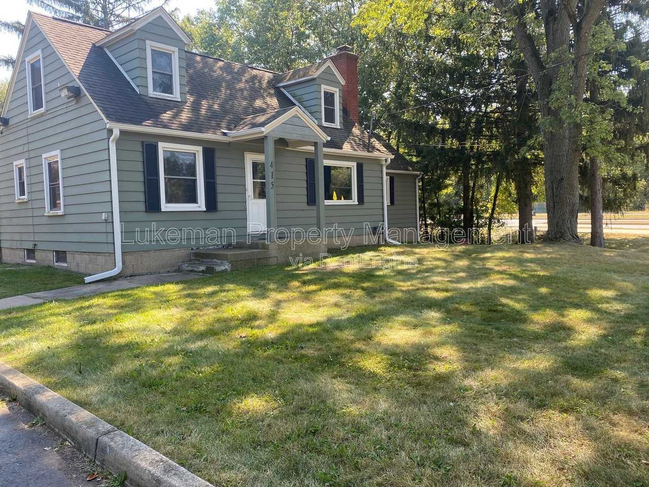 415 S Kendall Ave #415 - Photo 2 of 15