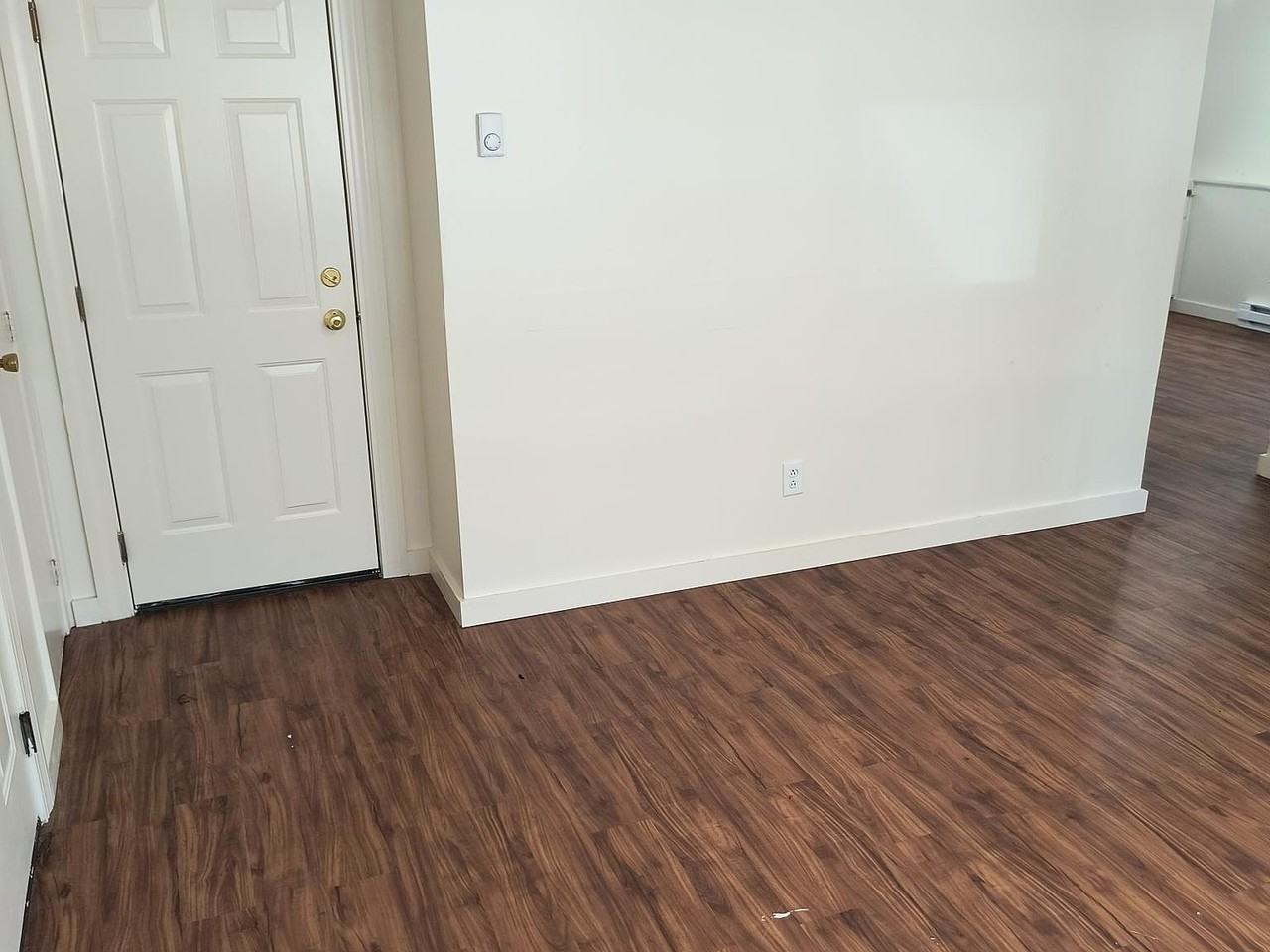 8 Renarl Ave #2 - Photo 7 of 8