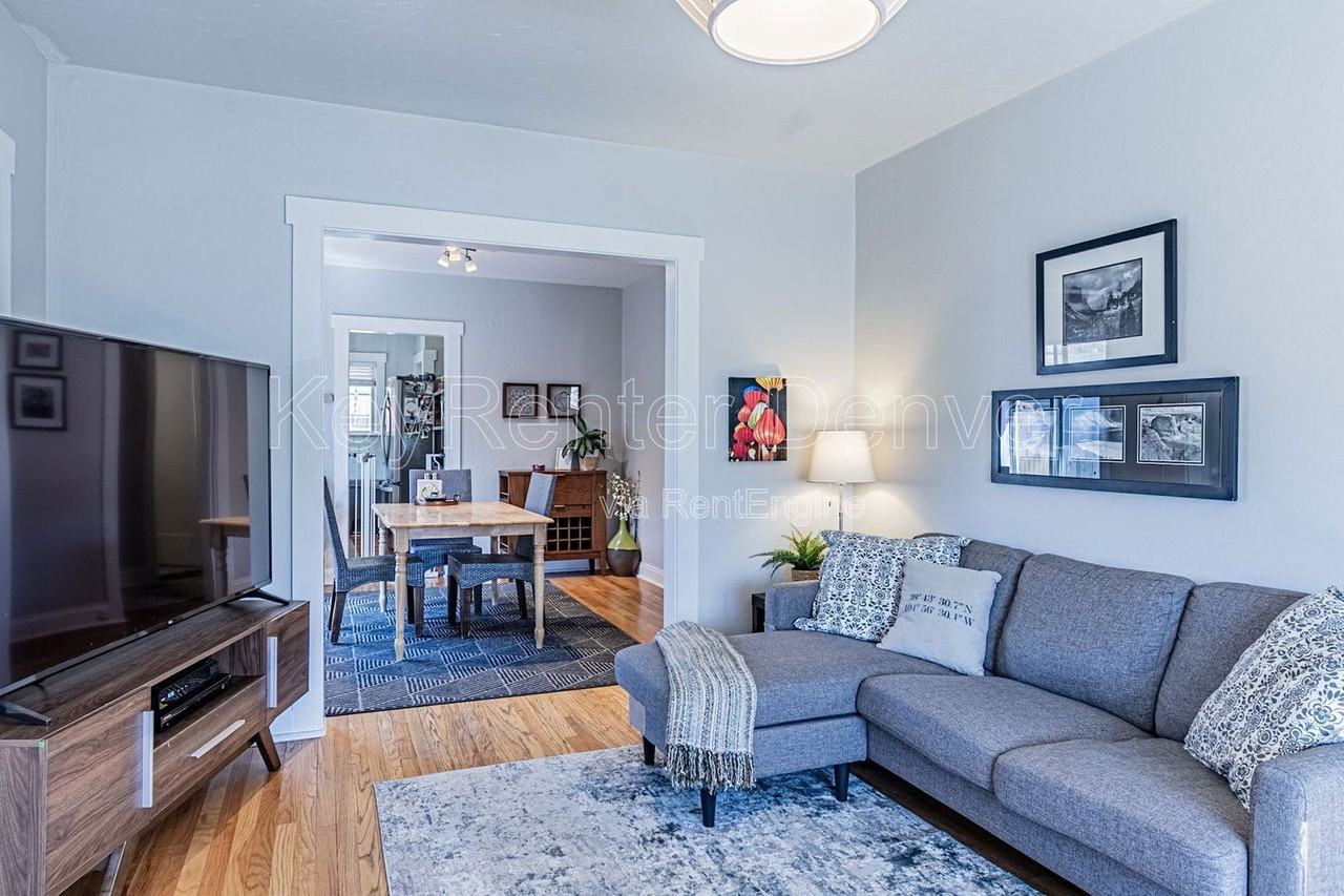 555 Harrison St - Photo 2 of 50