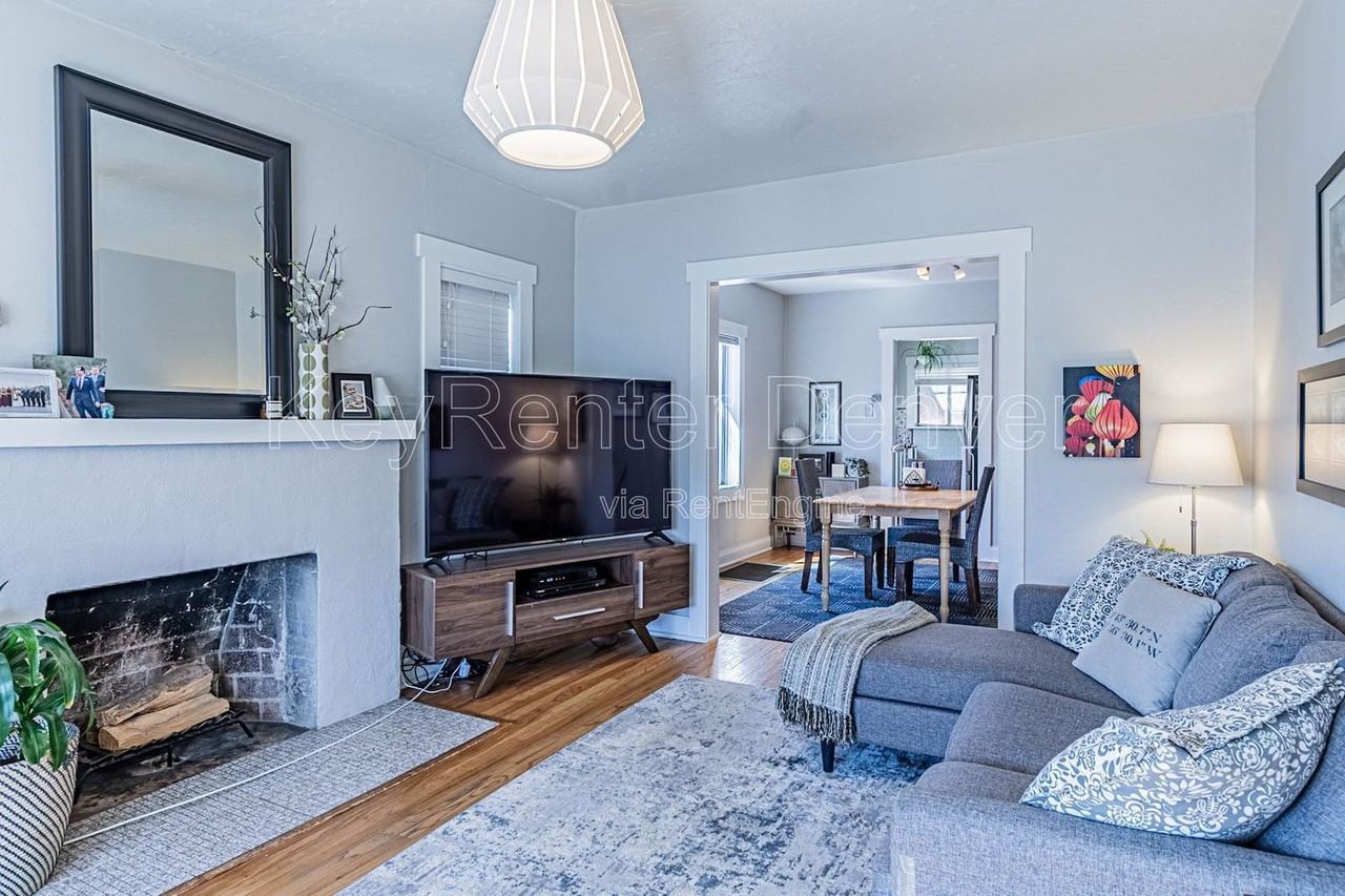 555 Harrison St - Photo 4 of 50