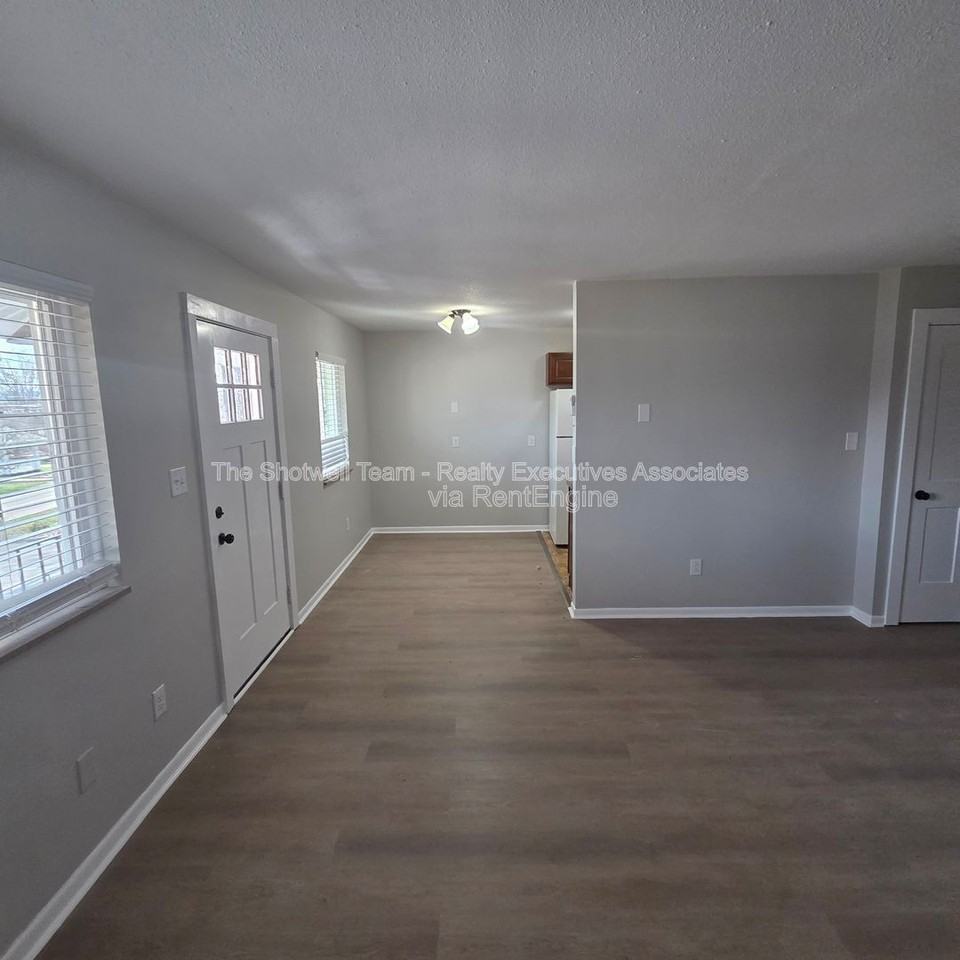 3407 Garden Dr #4 - Photo 2 of 7