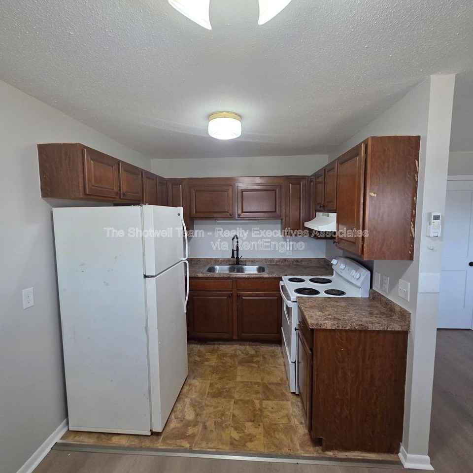 3407 Garden Dr #4 - Photo 5 of 7