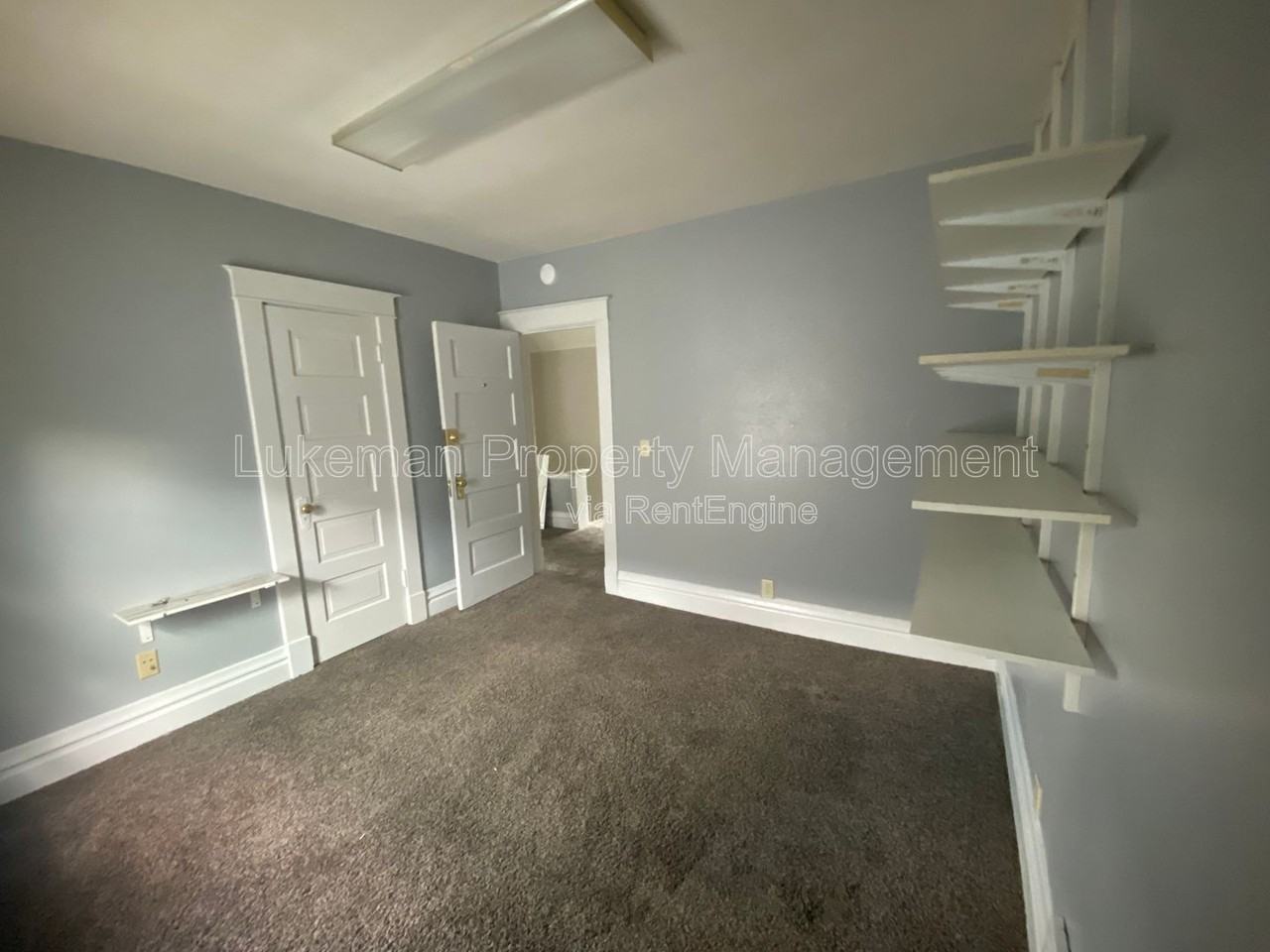 1832 S Burdick St - Photo 6 of 13