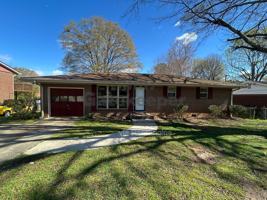 featured image of 208 Porter Ln