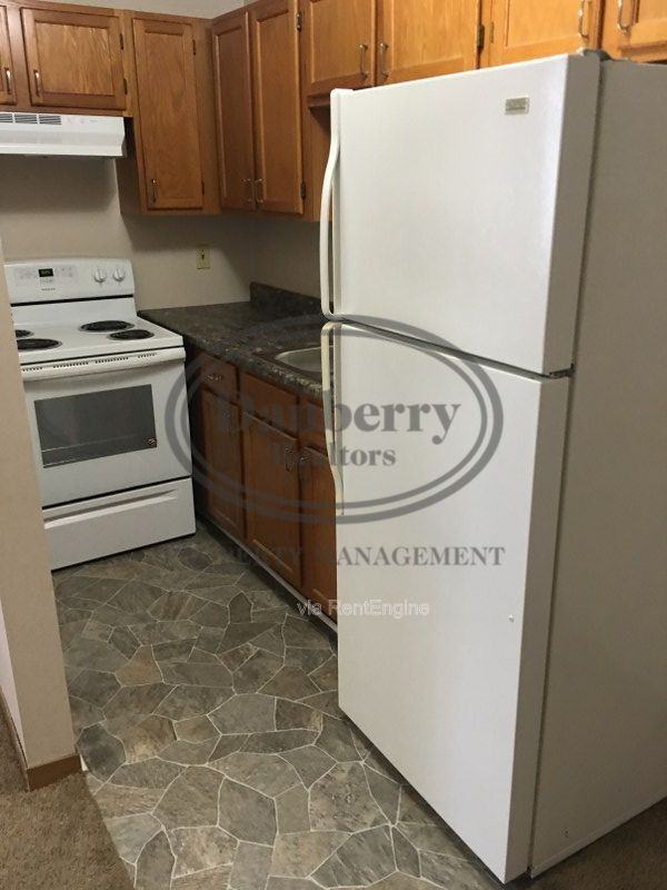 319 Frazer St #D - Photo 4 of 11