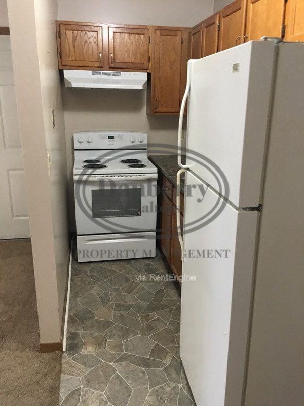 319 Frazer St #D - Photo 5 of 11