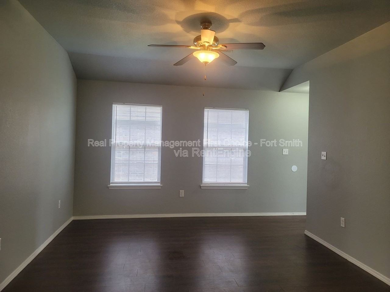 2006 Ingalls Ln #B - Photo 3 of 21