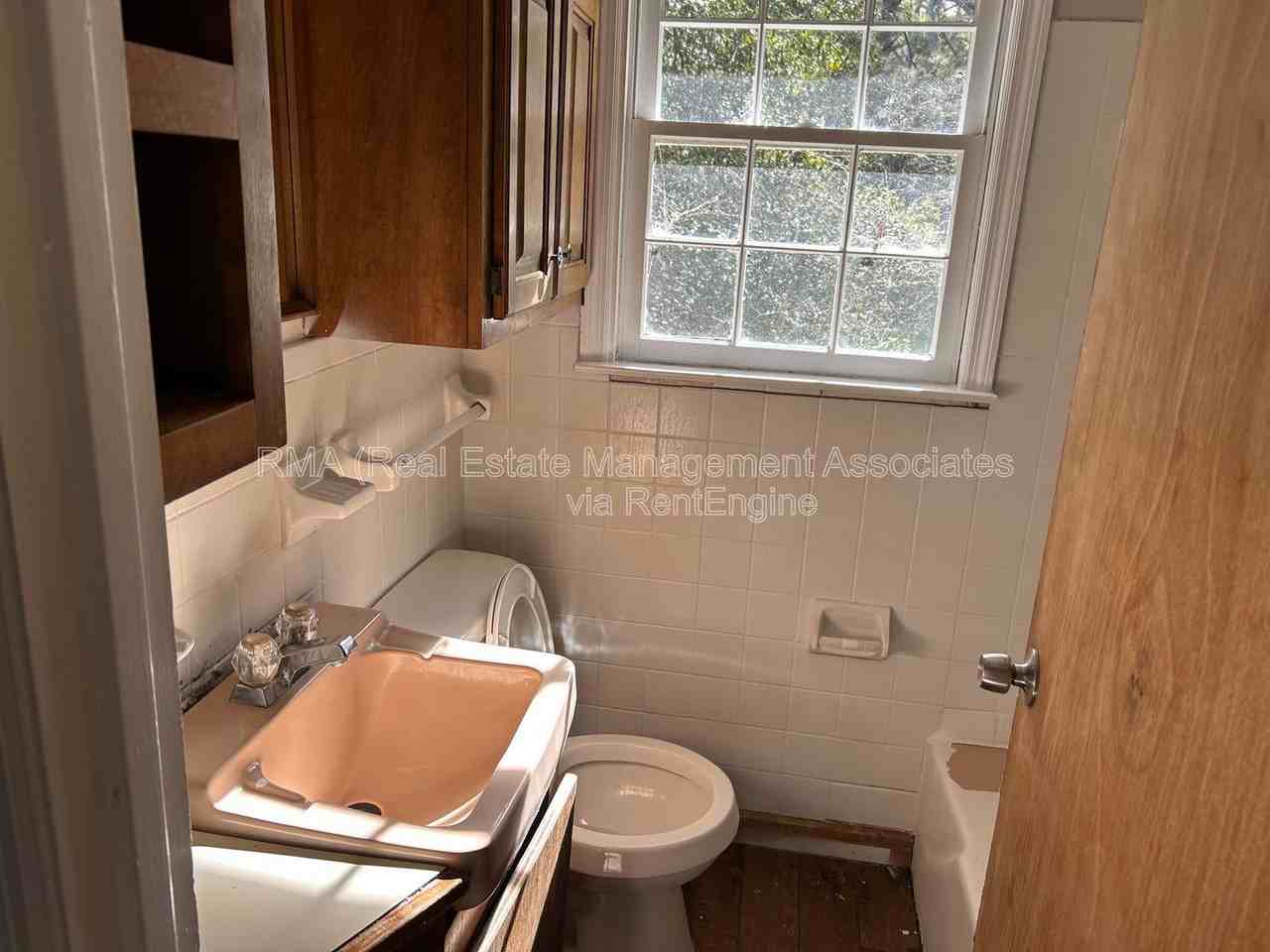 Meriwether St - Photo 5 of 10