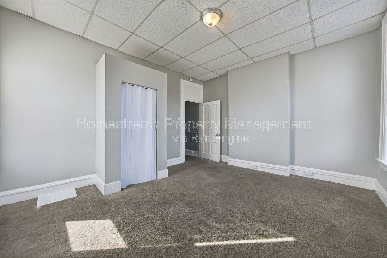 3741 Minnesota Ave - Photo 7 of 25