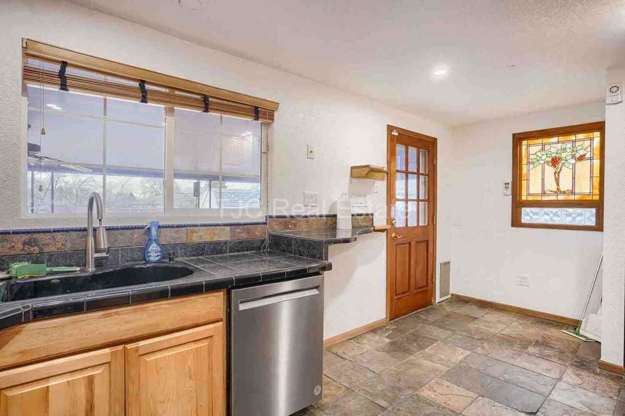 6385 W 46th Ave - Photo 6 of 11