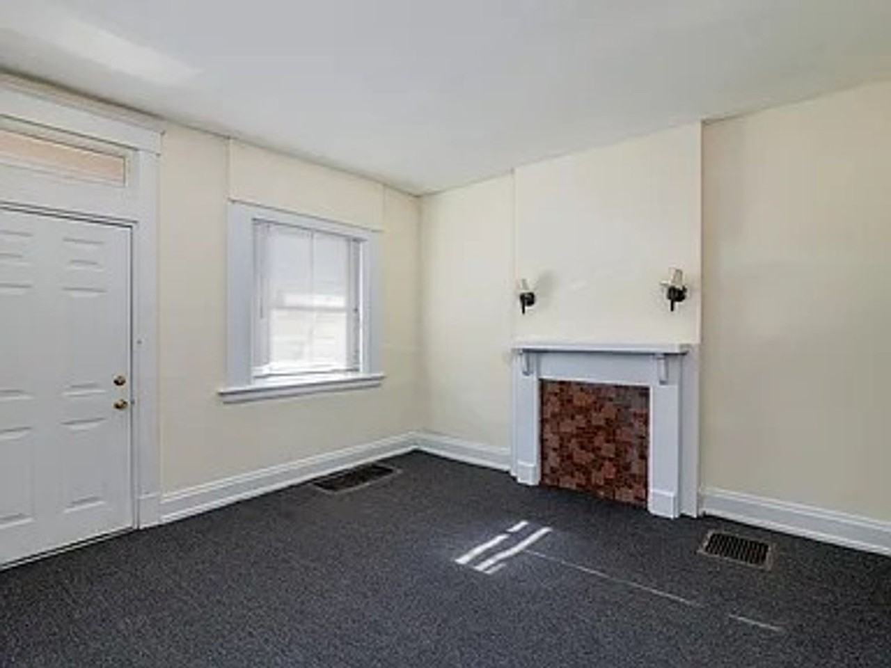 2318 Chickasaw St - Photo 5 of 13