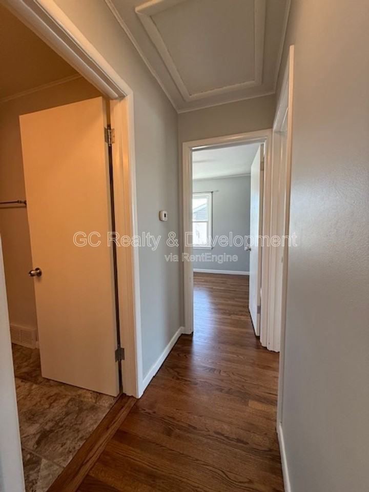 114 Martin Ave - Photo 6 of 18