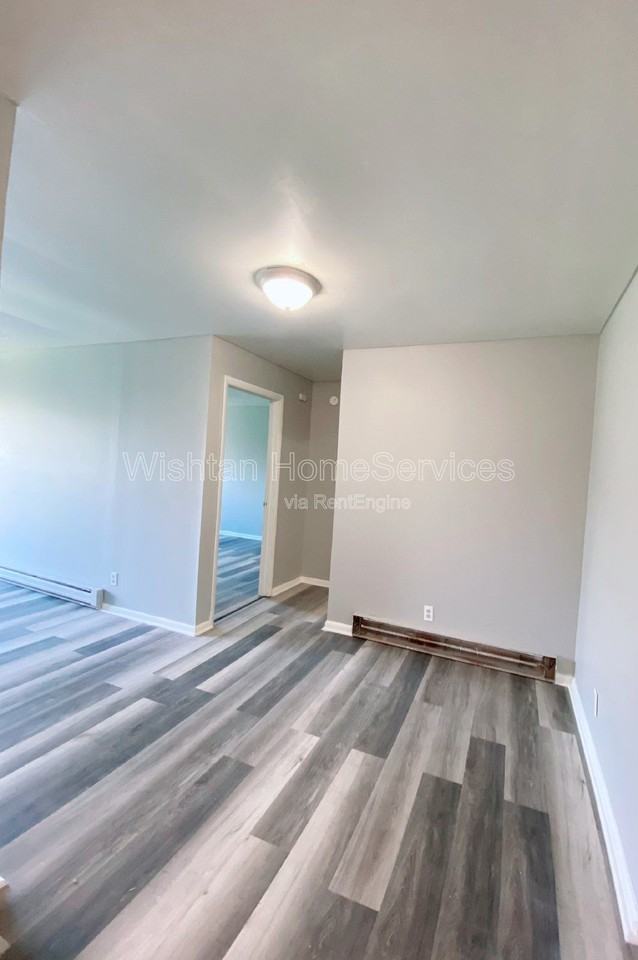 219 N Charleston Blvd #5 - Photo 2 of 17