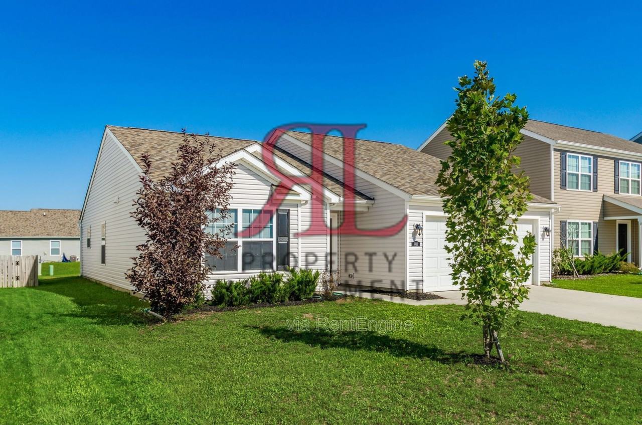 5622 Branchville Dr - Photo 4 of 33