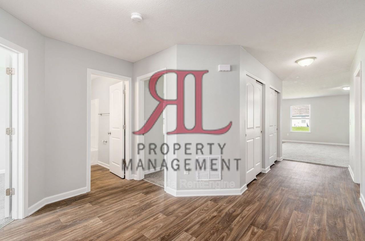 5622 Branchville Dr - Photo 5 of 33