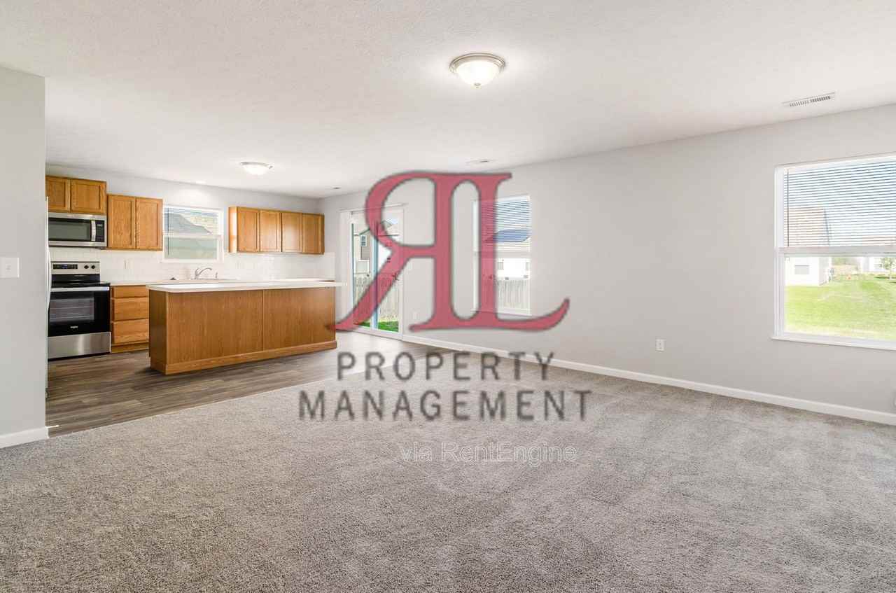 5622 Branchville Dr - Photo 7 of 33