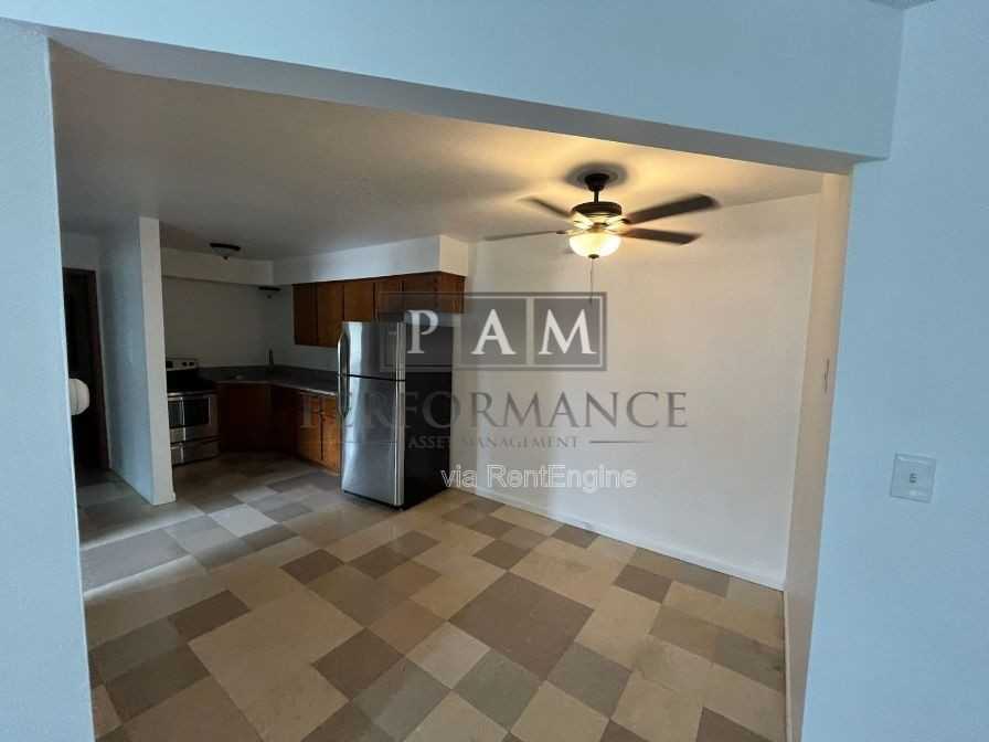 2859 S 6th St #7 - Photo 3 of 9