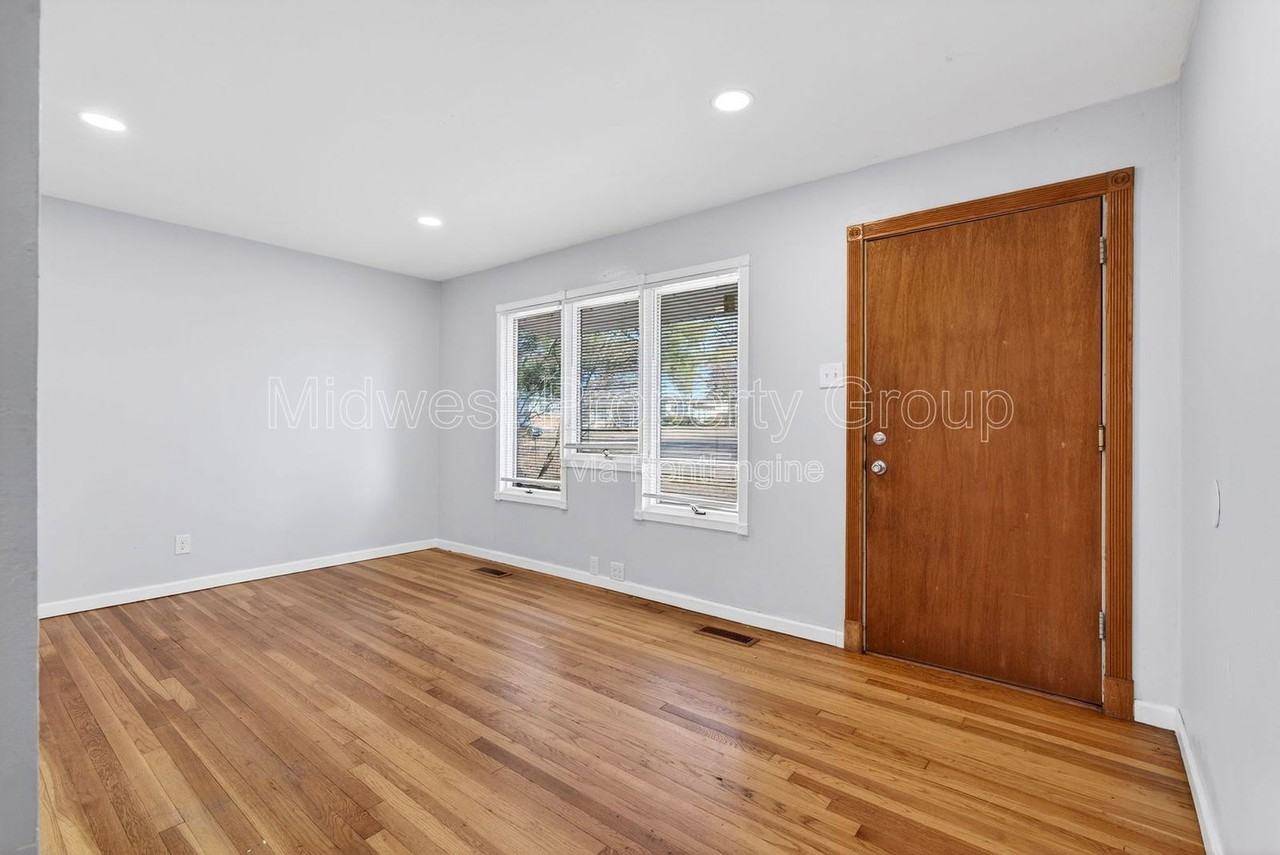 1540 Aspen Dr - Photo 6 of 31
