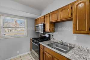 featured image of 405 Cameron Rd