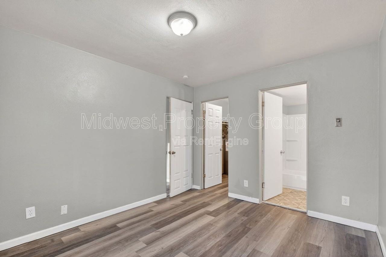 3710 Geraldine Ave #3 - Photo 7 of 15