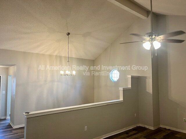 504 Easy St - Photo 6 of 21