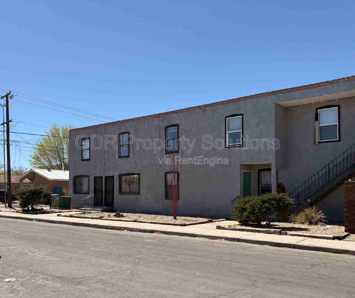 1100 Coal Ave Sw #7 - Photo 2 of 10