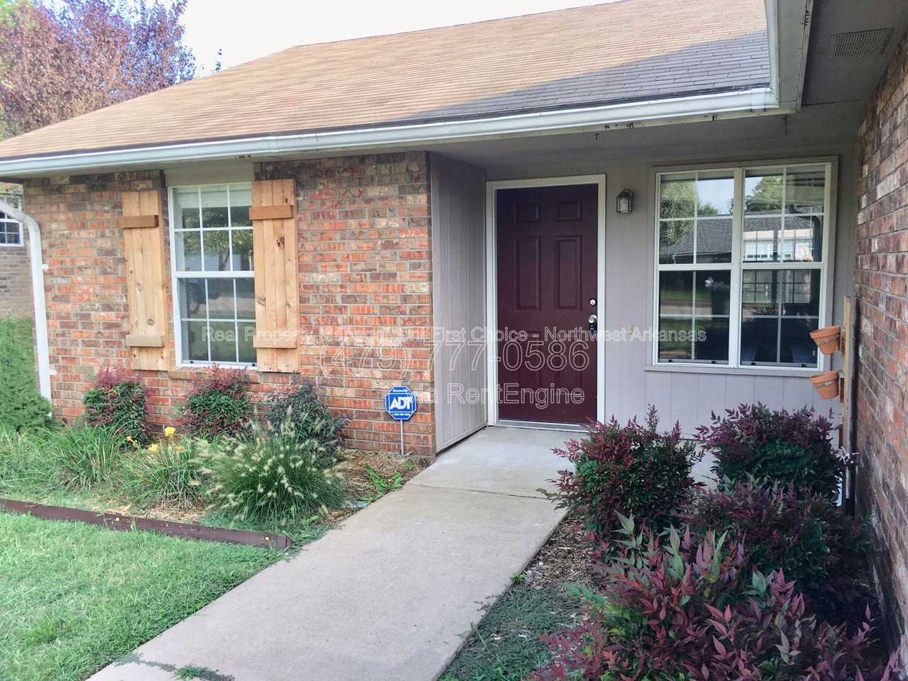 4433 W Cheyenne Dr - Photo 4 of 20