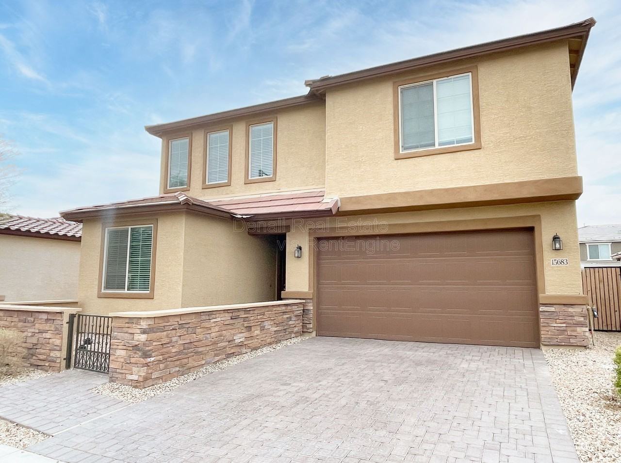 15683 W Morning Glory St - Photo 2 of 33