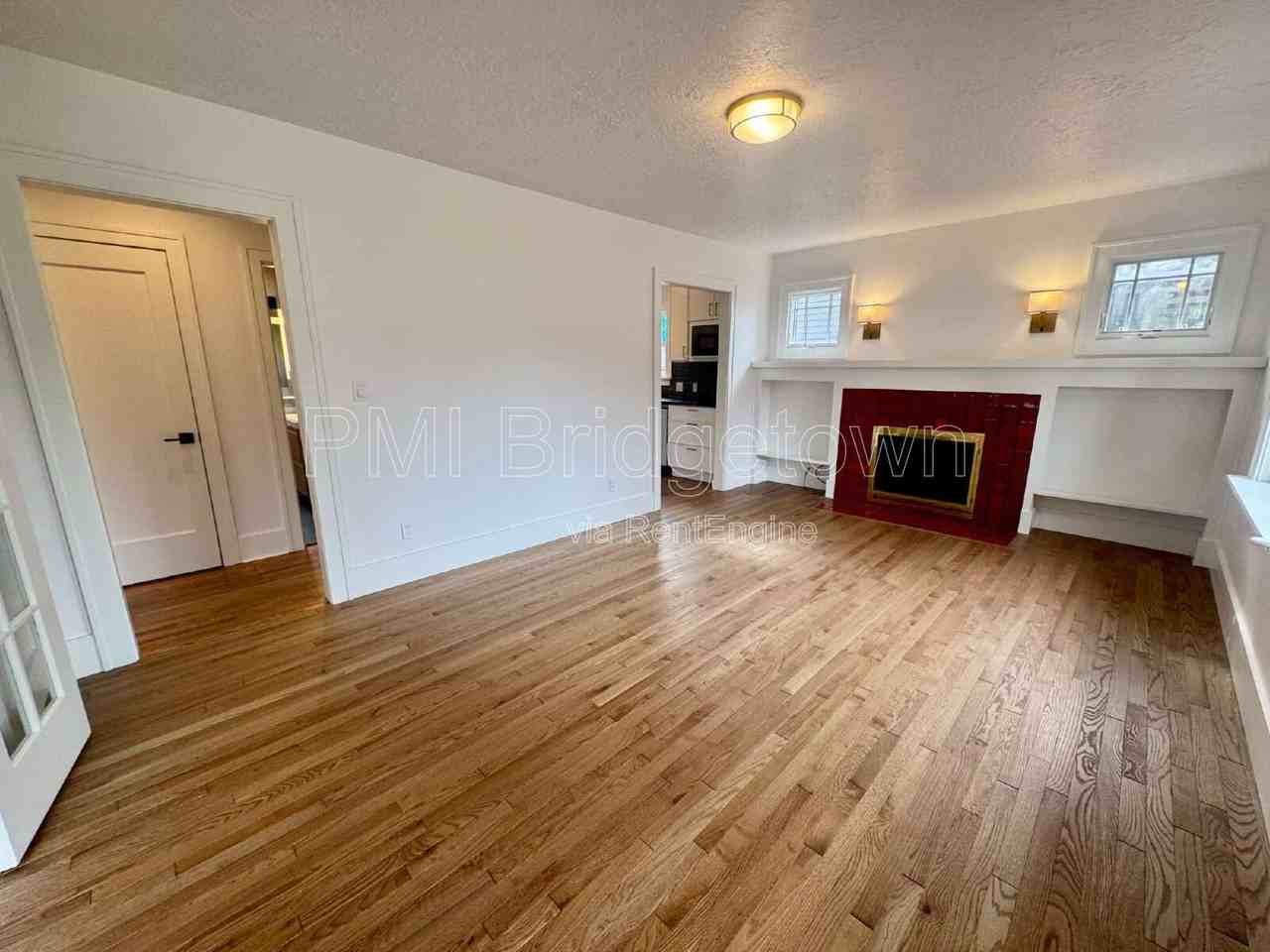 7300 N Mobile Ave - Photo 2 of 30