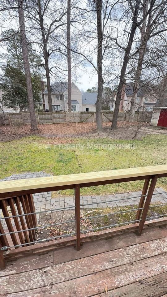 219 White Sand Ct - Photo 4 of 4