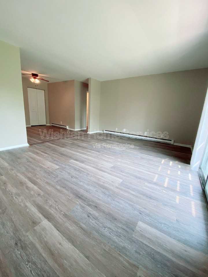 201 N Charleston Blvd #4 - Photo 6 of 22