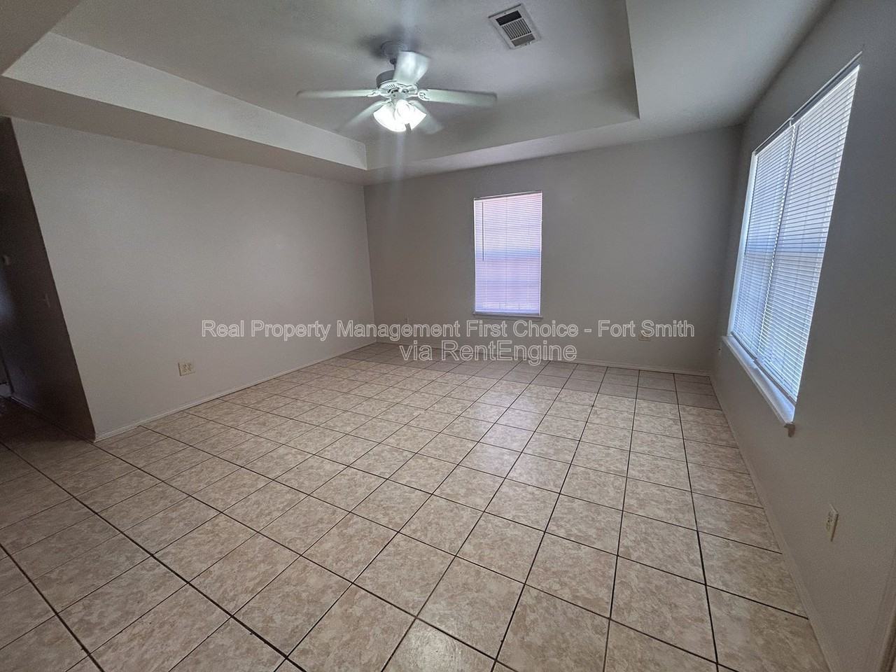 1857 Brazil Ave - Photo 2 of 14