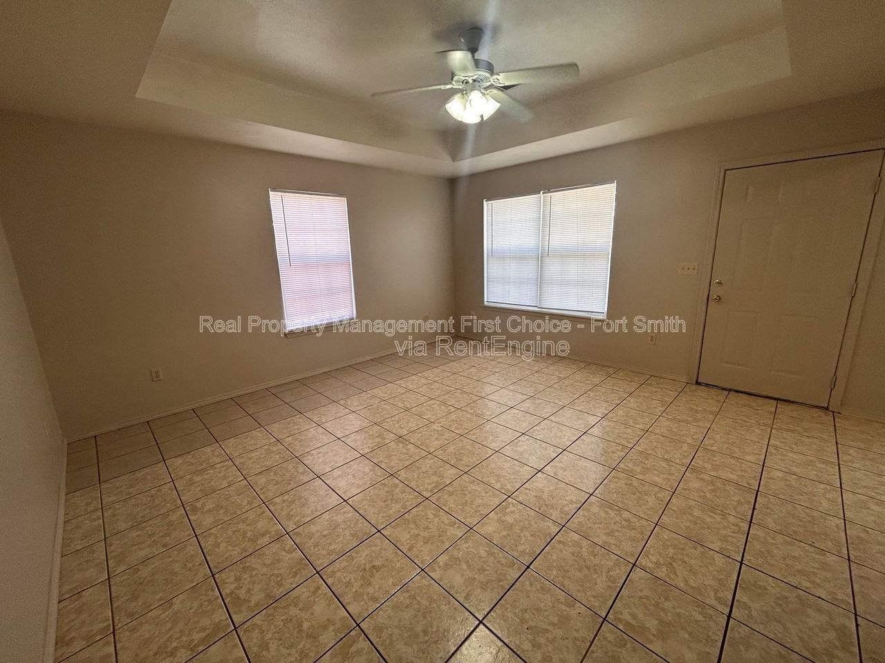 1857 Brazil Ave - Photo 3 of 14